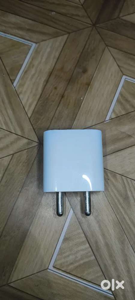 iPhone original adapter