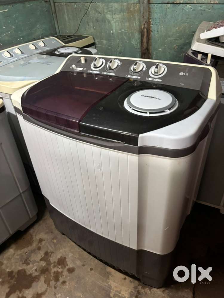 Lg 7 kg semi automatic washing machine available