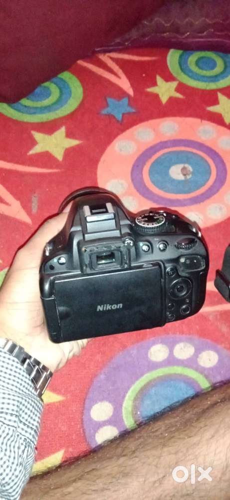 For Sale: Canon EOS D5100 DSLR Camera