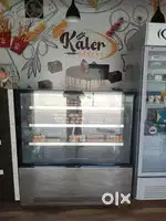 Display counter 4 feet kies company double glass