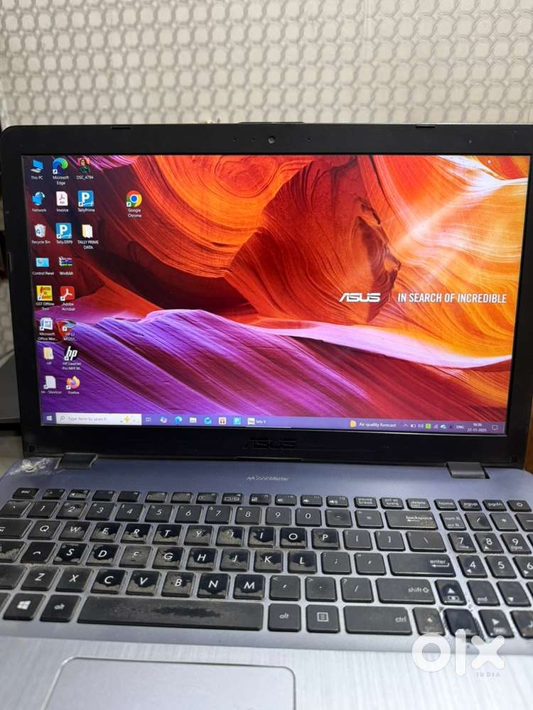 ASUS VivoBook  i5 8th Gen  2GB Graphics  8GB RAM  Great Condition