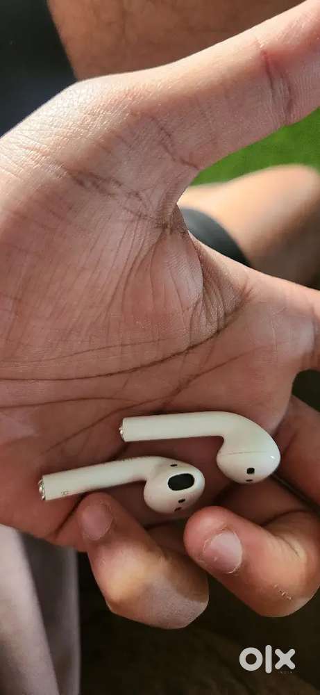 Apple airpods 2nd generation