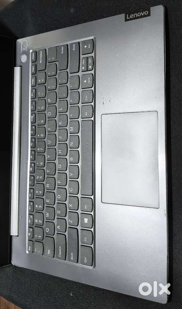 Lenovo i3 10gen laptop