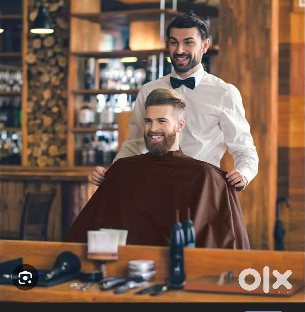 Barber for a small saloon