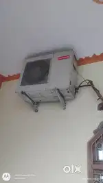 Bahut achi AC hai koi kami na hi jis bhai ko chaye wo bhai le jaye