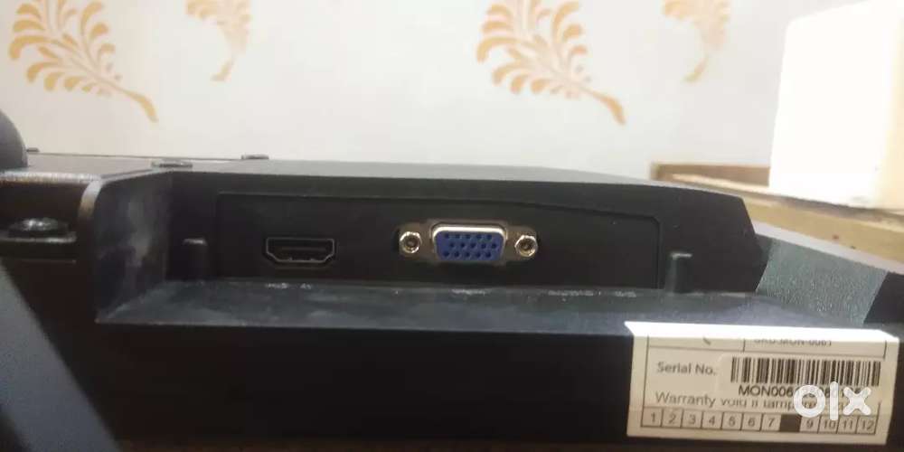 New led monitor 8 mahine warranty