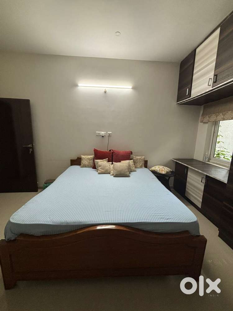 Teak wood bed with mattress