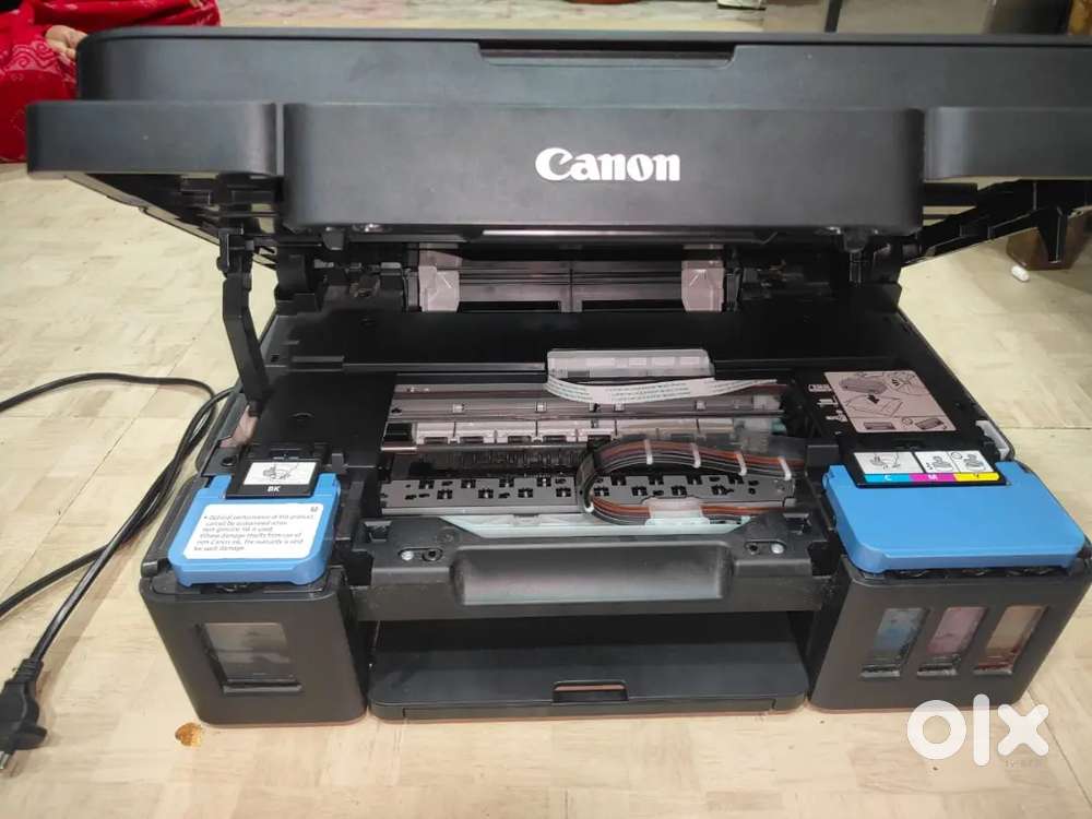 Canon G3010 (Wifi) in very good condition with original bill and box.