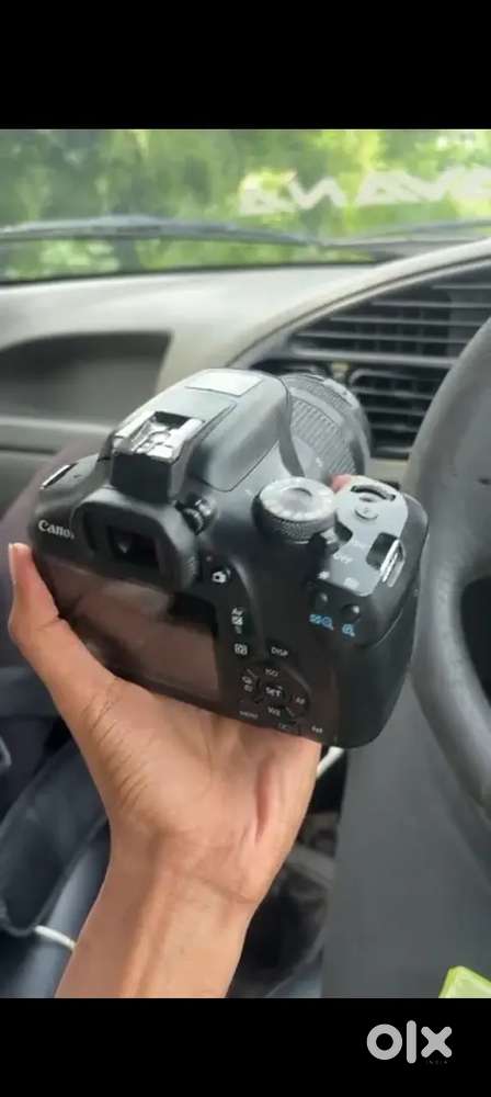 Canon 1500D Camera
