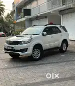 Toyota Fortuner 4X2 AT 2.8 Diesel, 2013, Diesel