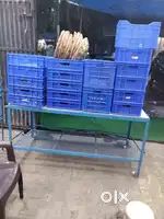 18 plastic Crates and 10 wooden daliya