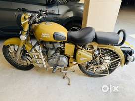 I am selling my Bullet Classic 500cc desert storm color