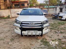 Toyota Innova Crysta 2.4 V 7 STR, 2017, Diesel