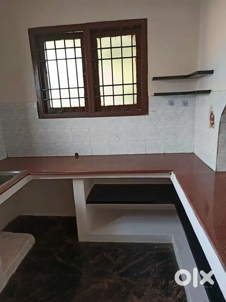 2 bhk 67 laksh sales  nesapakkam  680 uds