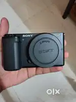 SONY ZVE10 (EXCELLENT CONDITION)
