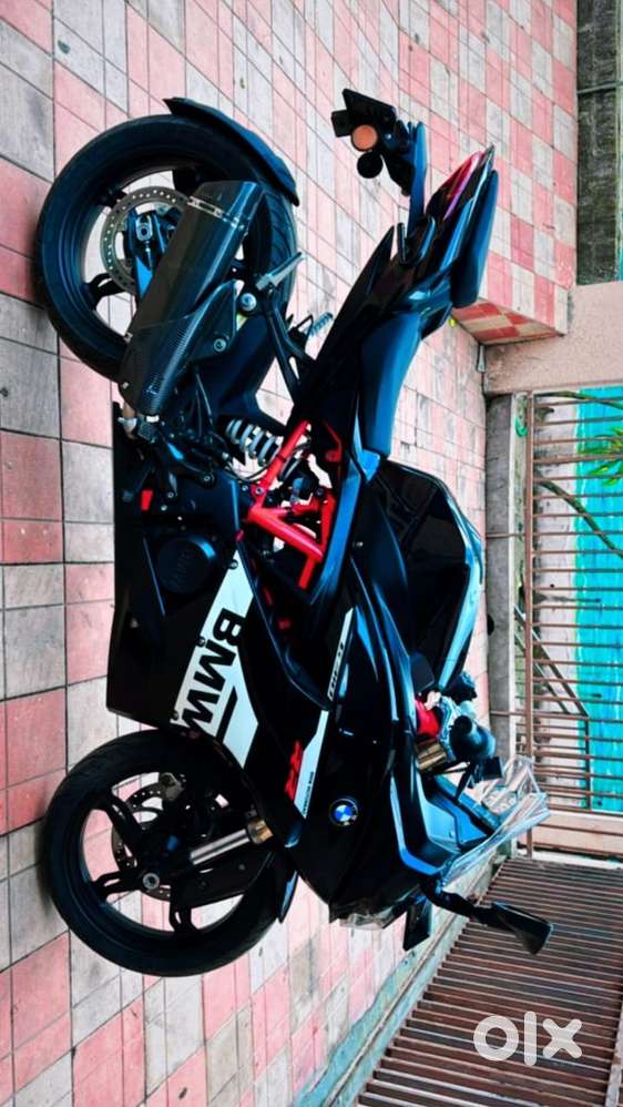 BMW 310rr 2 orginal keys, parking cover,single owner