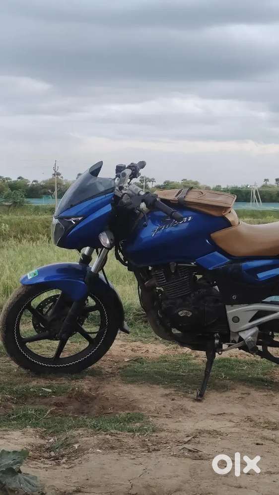 BAJAJ PULSAR 180
