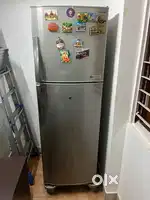 SHARP REFRIGERATOR