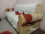1 years old sofa set ha 5 seater sofa ha jagha kam ha