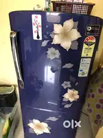 Undet warranty samsung new condition fridge
