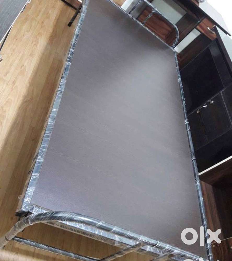 One month used Iron Bed in completly new condition