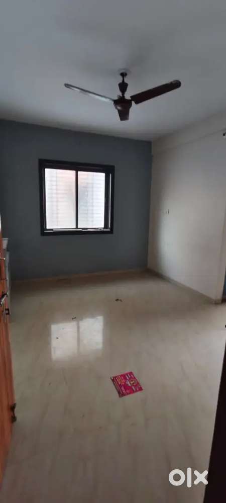 Rent 2bhk flet 1st floor