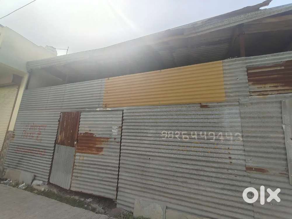 Godoun Bachna hai , Ujjain Agar naka , Ekta Nagar Kornar ka Godown