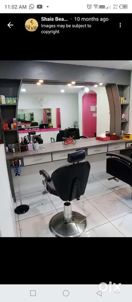 Running Ladies  beauty parlour for Sale