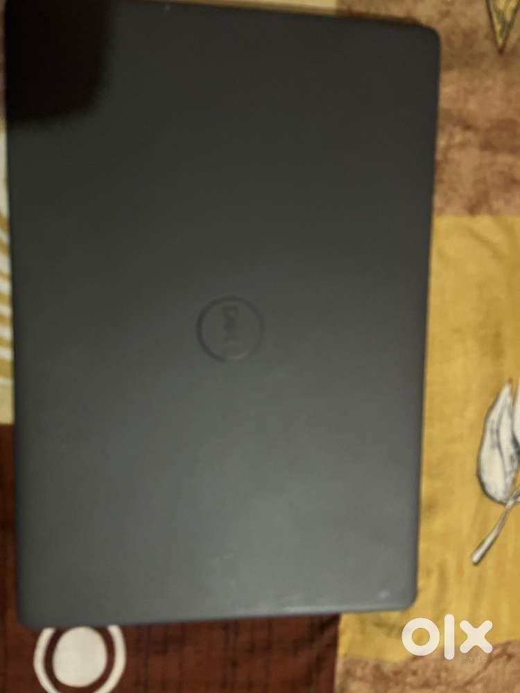 Lenova Vostro 3501 8 gb ram 1.14 tb storage