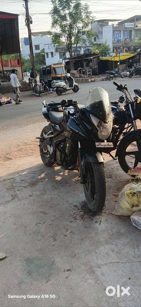 good condition Bajaj pulsar as 200 Balaji Nagar p