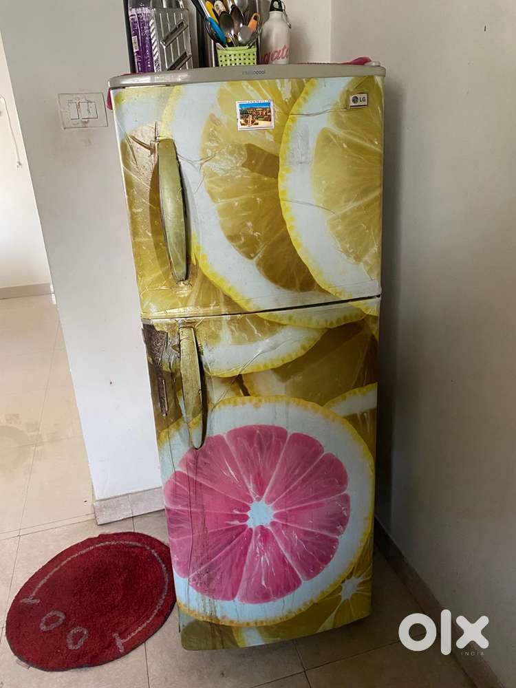 LG fridge 300 lt