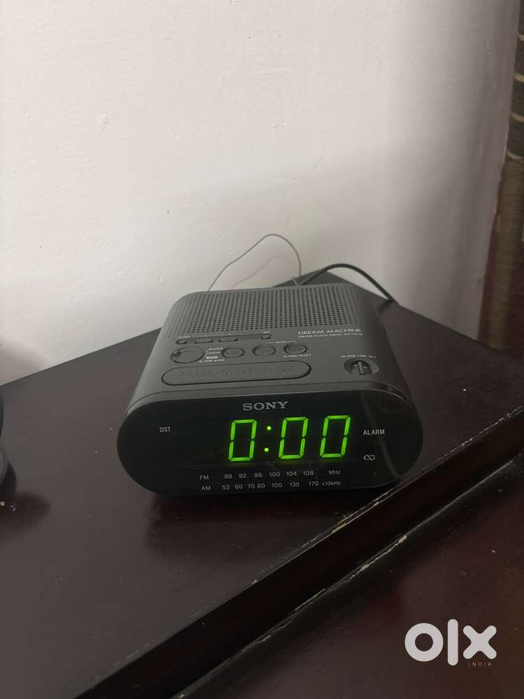 Radio clock