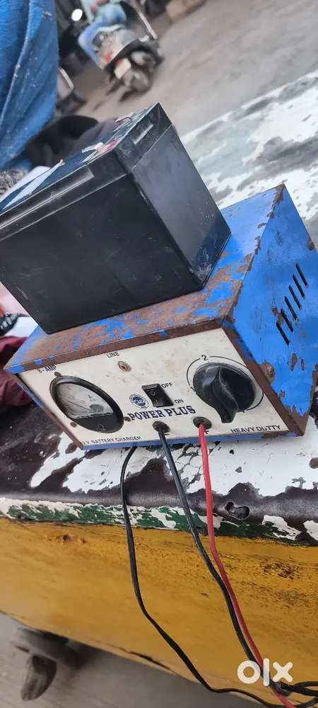 Battery  chalu 100 condition