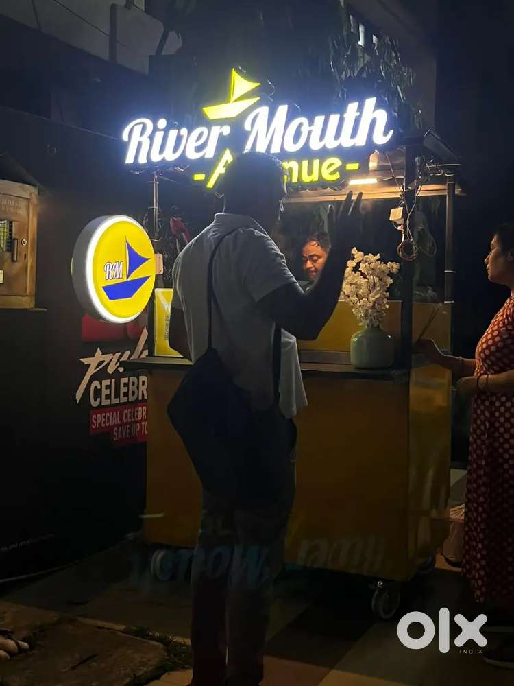 Fully Equipped Food Cart for Rent, in Commercial Premise