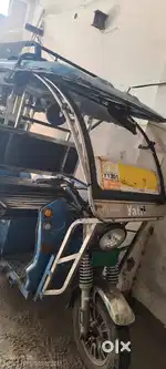E rickshaw TOTO yellow barcode