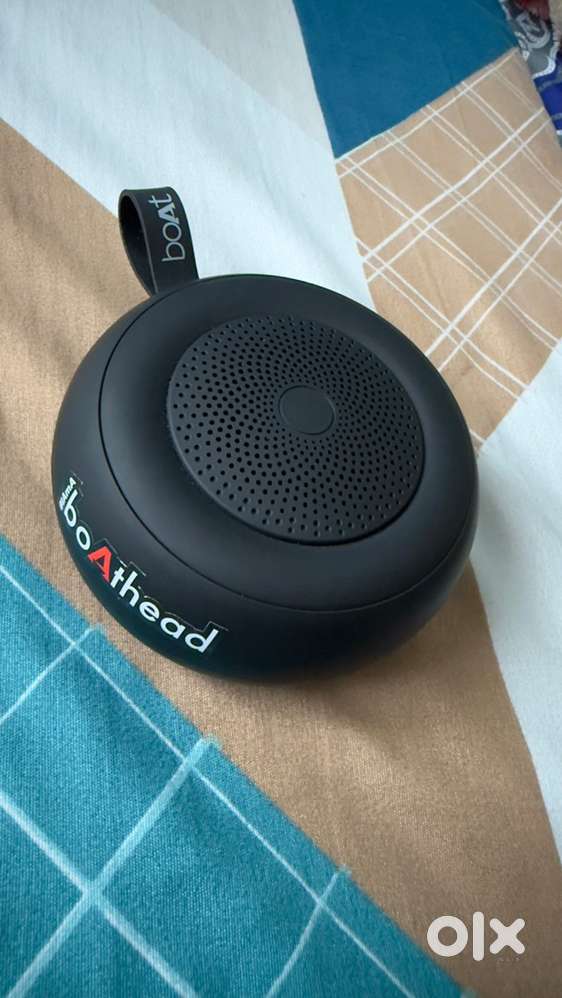 boAt Stone 135 wireless speaker