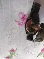 Fossil watch good condition black colour with matel watch