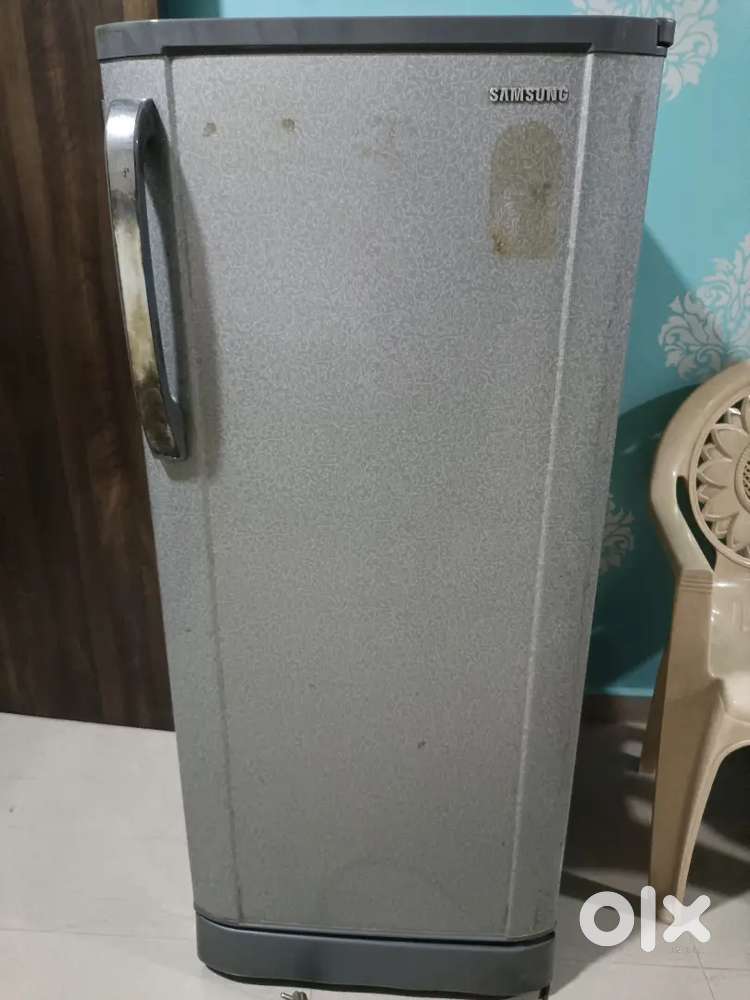 Good running condition samsung fridge
