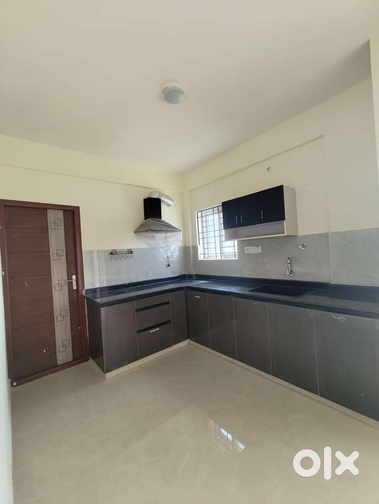 2BHK flat Available in Ananth Nagar for lease ready to move