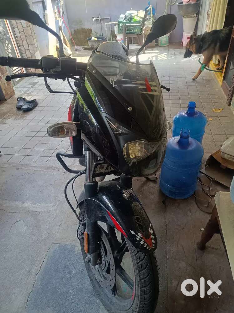 Double disc double seat