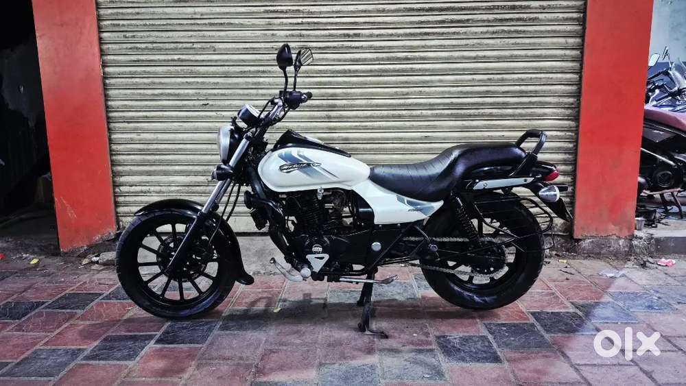 Avenger 220 street, single use, Rs:60000/-