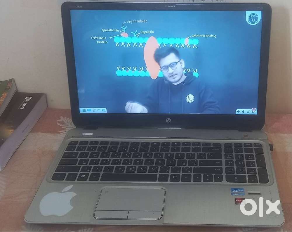 HP i5 Laptop with keyboard backlight