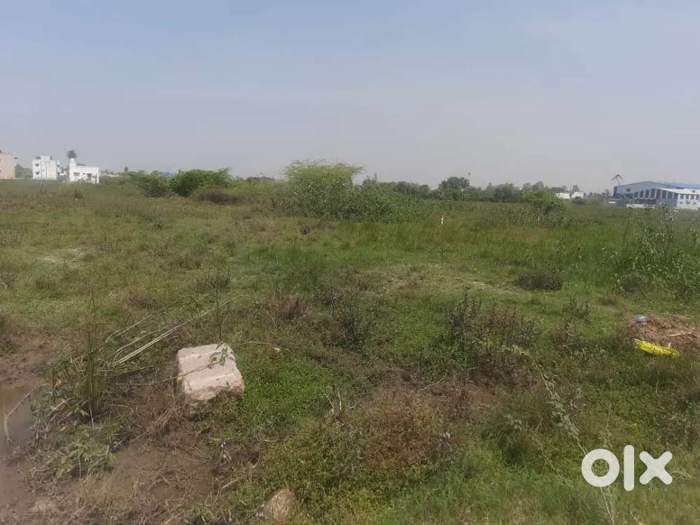 Land 1800 sq feet