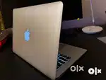 Apple Macbook Air Lightly Used