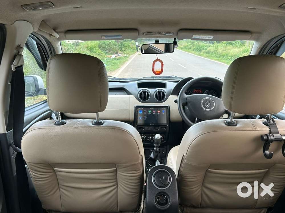 Renault Duster 2012 Diesel show room Maintained