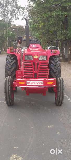 Mahindra sarpanch 575 Di