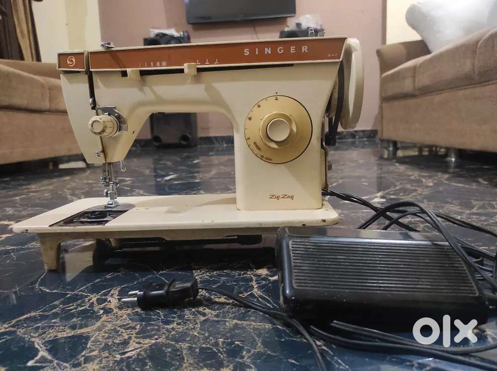 Singer Model 242