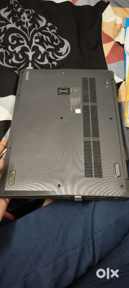 Lenove laptop 1hand uj good candishen betri bakap good