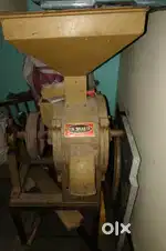 Aata chakki flour maker