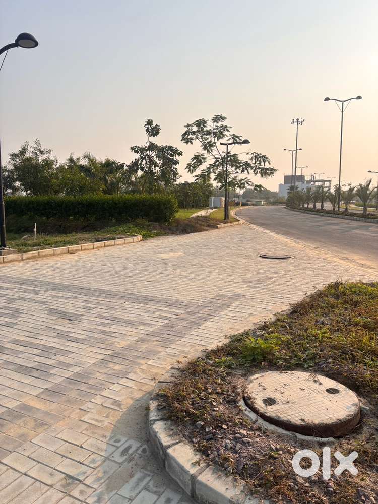 2322sq.ft ready to moving plot available for sale near HCL it city